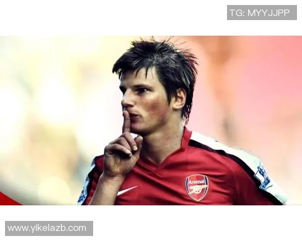 足球球星画作挑战:快来猜猜这位传奇人物是谁吧! 足球球星画作挑战:快来猜猜这位传奇人物是谁吧!